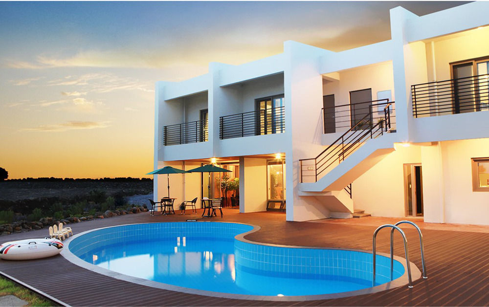 Comma&Spa Resort Seogwipo Exterior photo